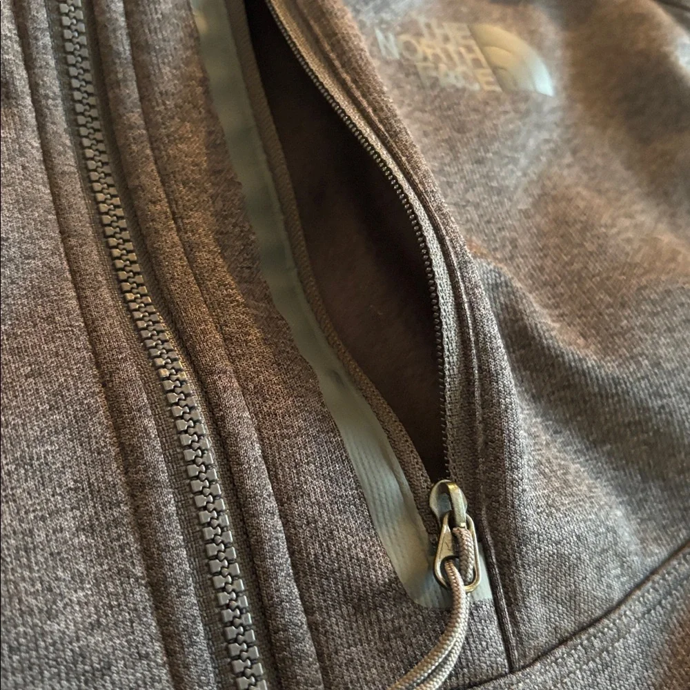 The North Face Canyonlands 1/2-Zip Pullover in dark gray heathered Men’s Large